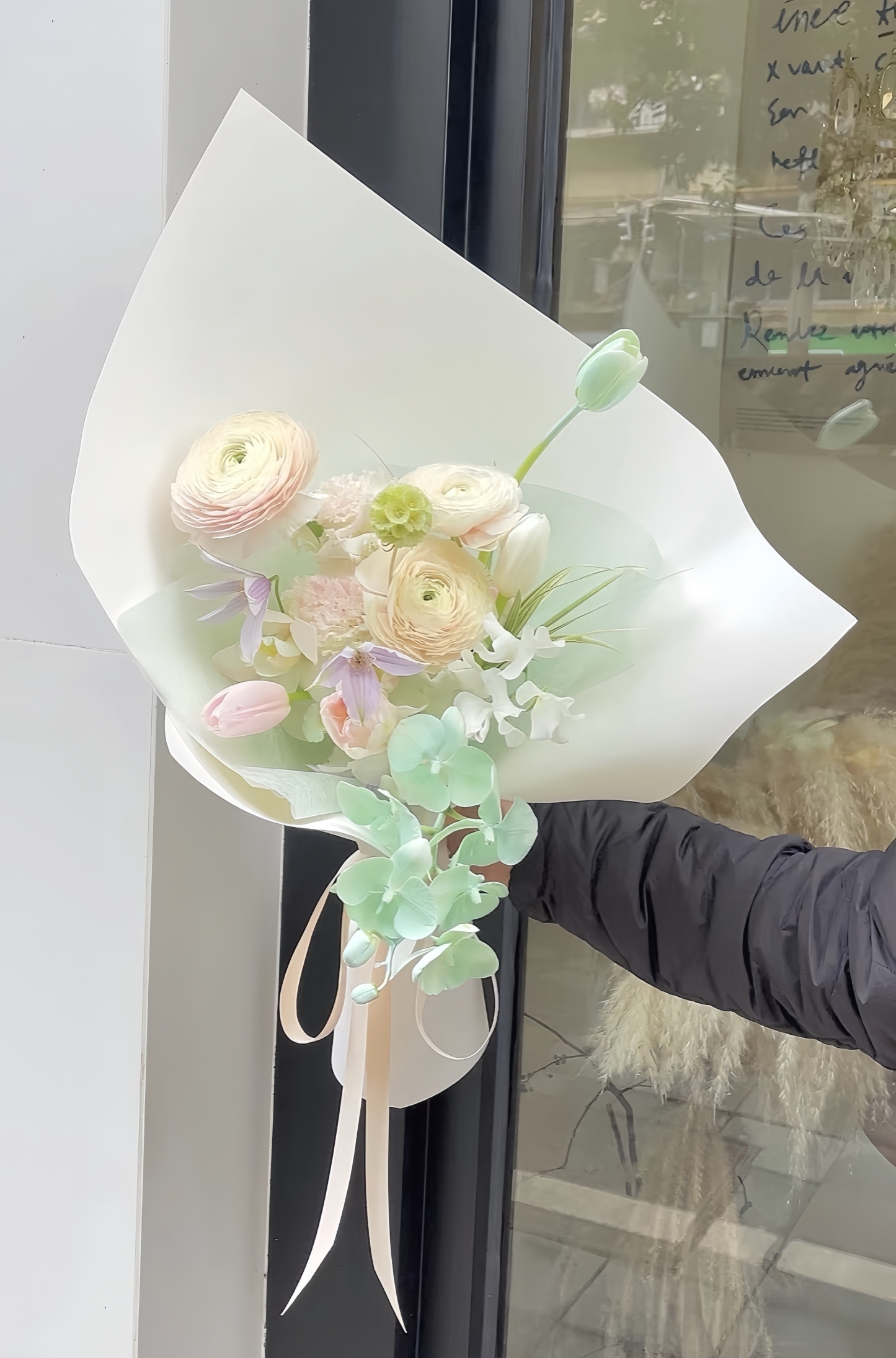 Soft Pink Green Ripple Bouquet