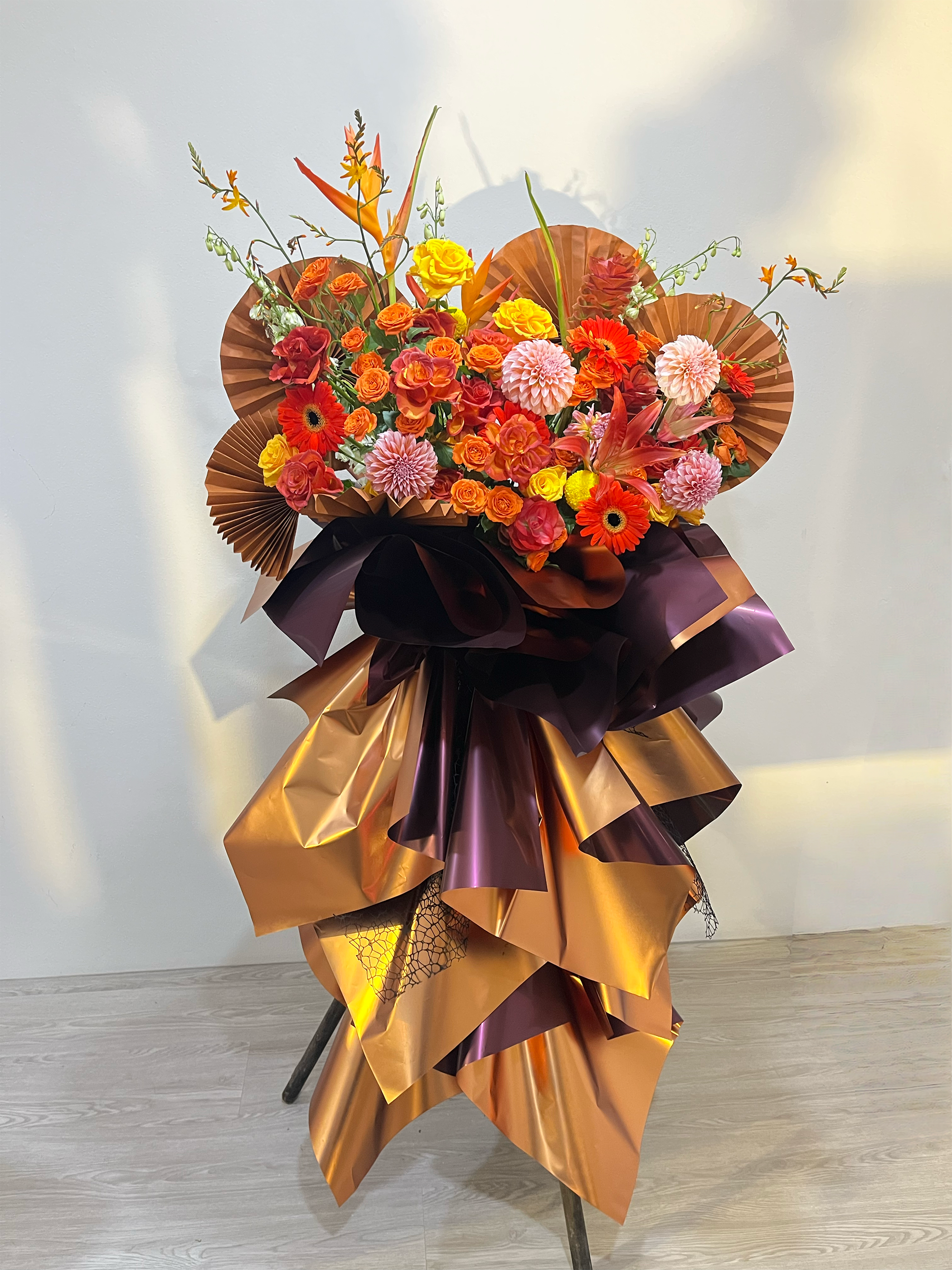 Orange Bloom Realm Flower Stand