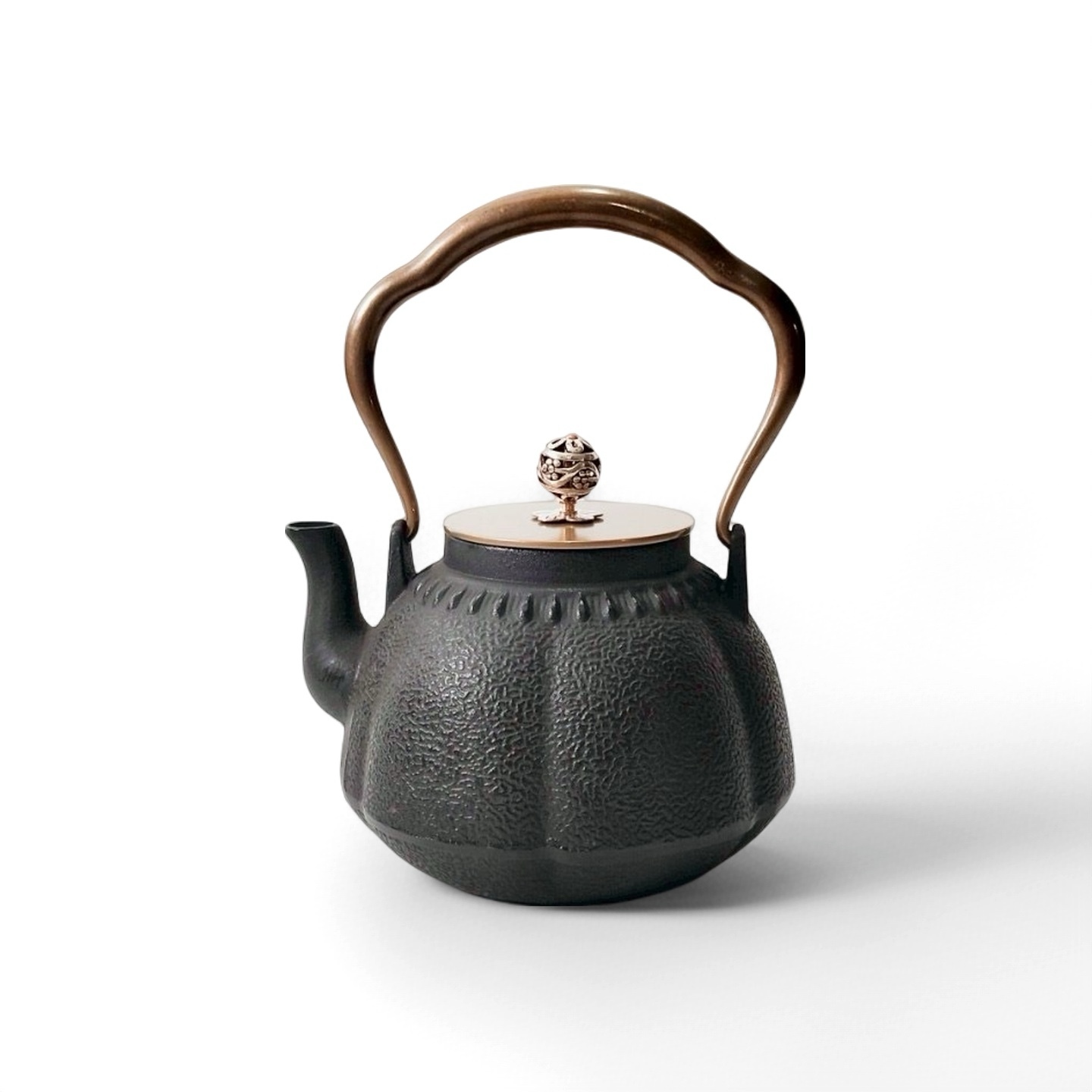 Handle Black Kettle