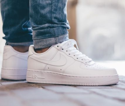 ナイキ エア フォース ワン `07 ロー