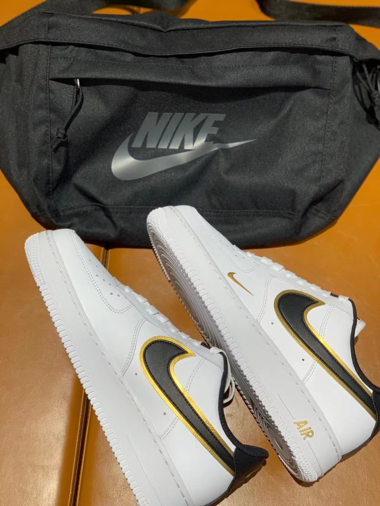 nナイキ エア フォース1AF1 ダブルフック​​ エア フォース 1 カジュアル ローカット スニーカー DA8481-100-300