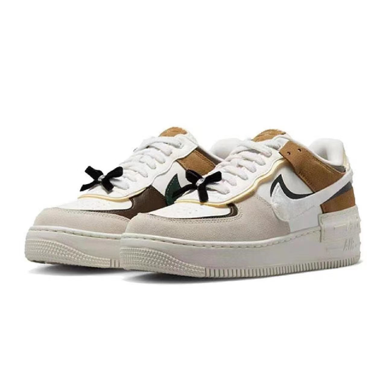 ★ナイキ★NIKE WMNS Air Force 1 Shadow ベージュ 大人気   日本未入荷・海外限定アイテム