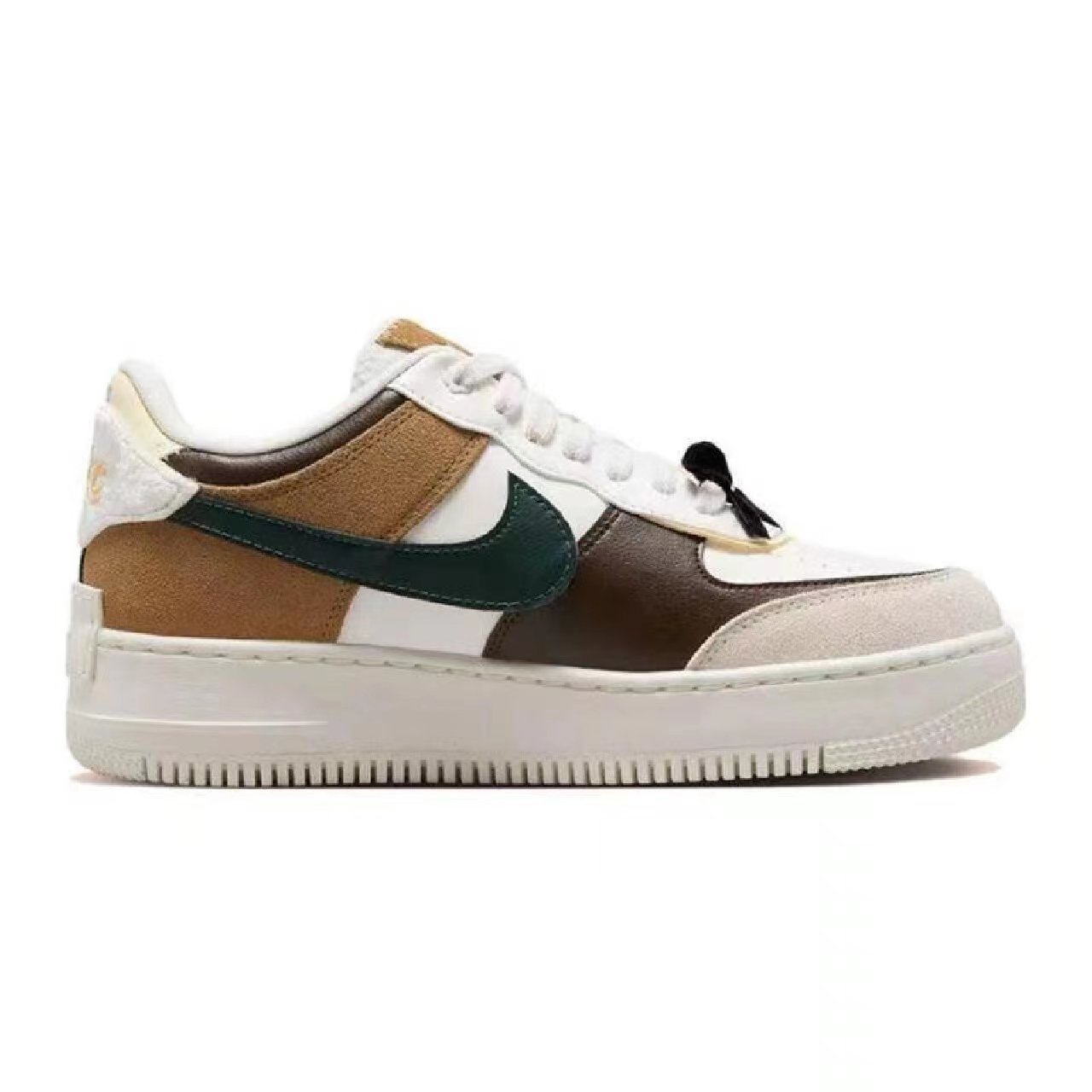 ★ナイキ★NIKE WMNS Air Force 1 Shadow ベージュ 大人気   日本未入荷・海外限定アイテム
