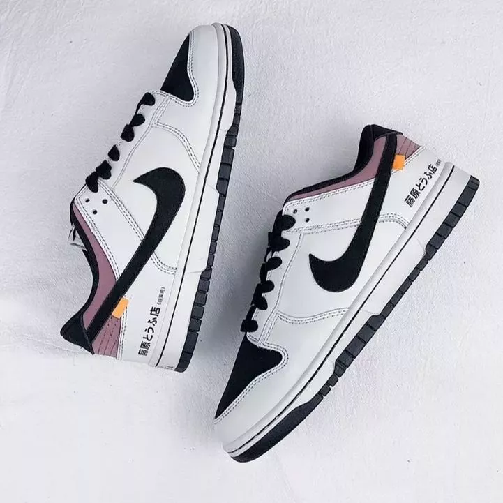 ★NIKE★送関込★激レア確定！世界が欲しがるプレミアムな逸足♪ 【今年の新商品】【新商品発売】頭文字D×NIKE Low Dunks