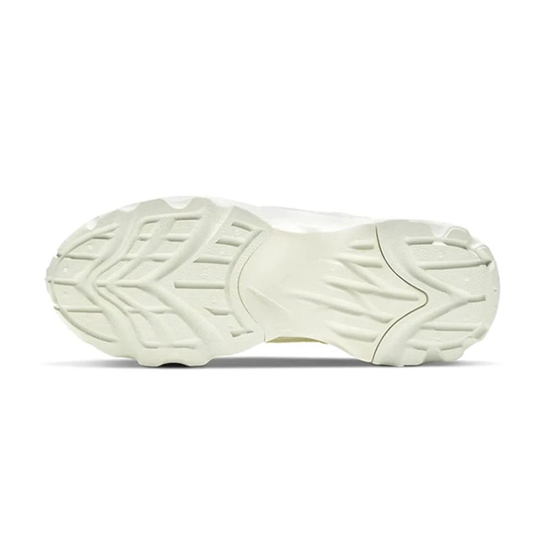 ナイキ TC 7900 LX 3M