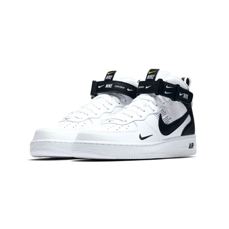 ナイキ エア フォース ワン Mid 07 LV8