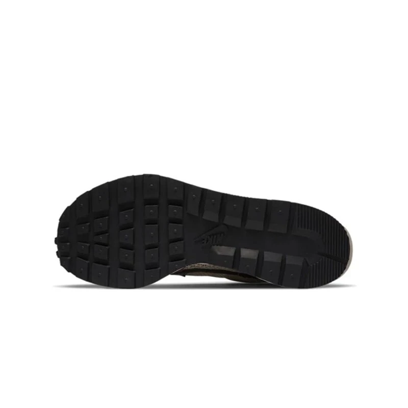 sacai x ナイキ VaporWaffle''StringVillainRed''