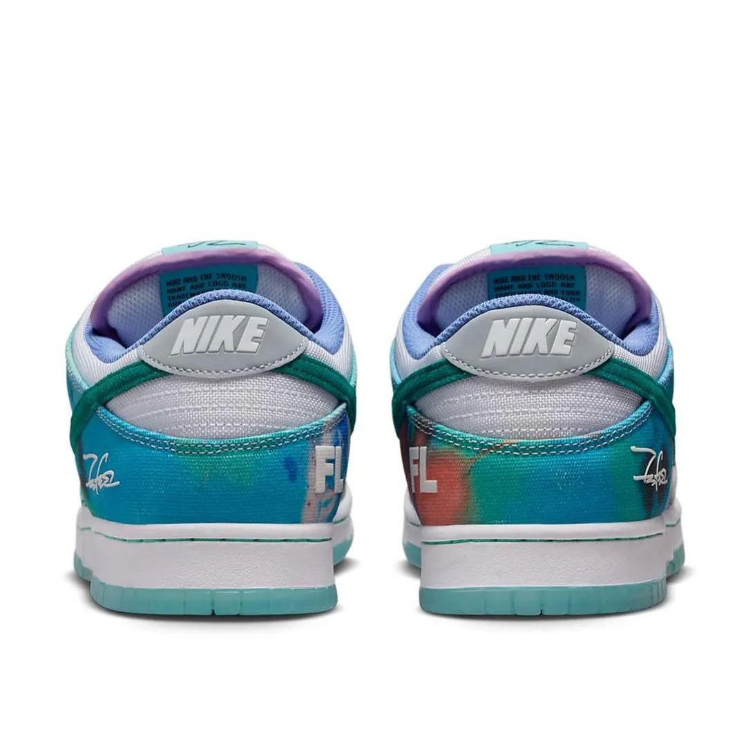https://img.myshopline.com/image/store/1677484196835/Official-look-at-Futura-x-Nike-SB-Dunk-Low-(3).jpeg?w=1080&h=1346