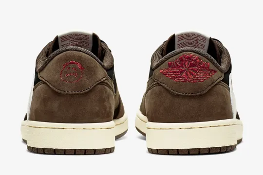 ナイキ NIKE × トラヴィス スコット Men Brown Travis Scott x Air Jordan 1 Low Reverse