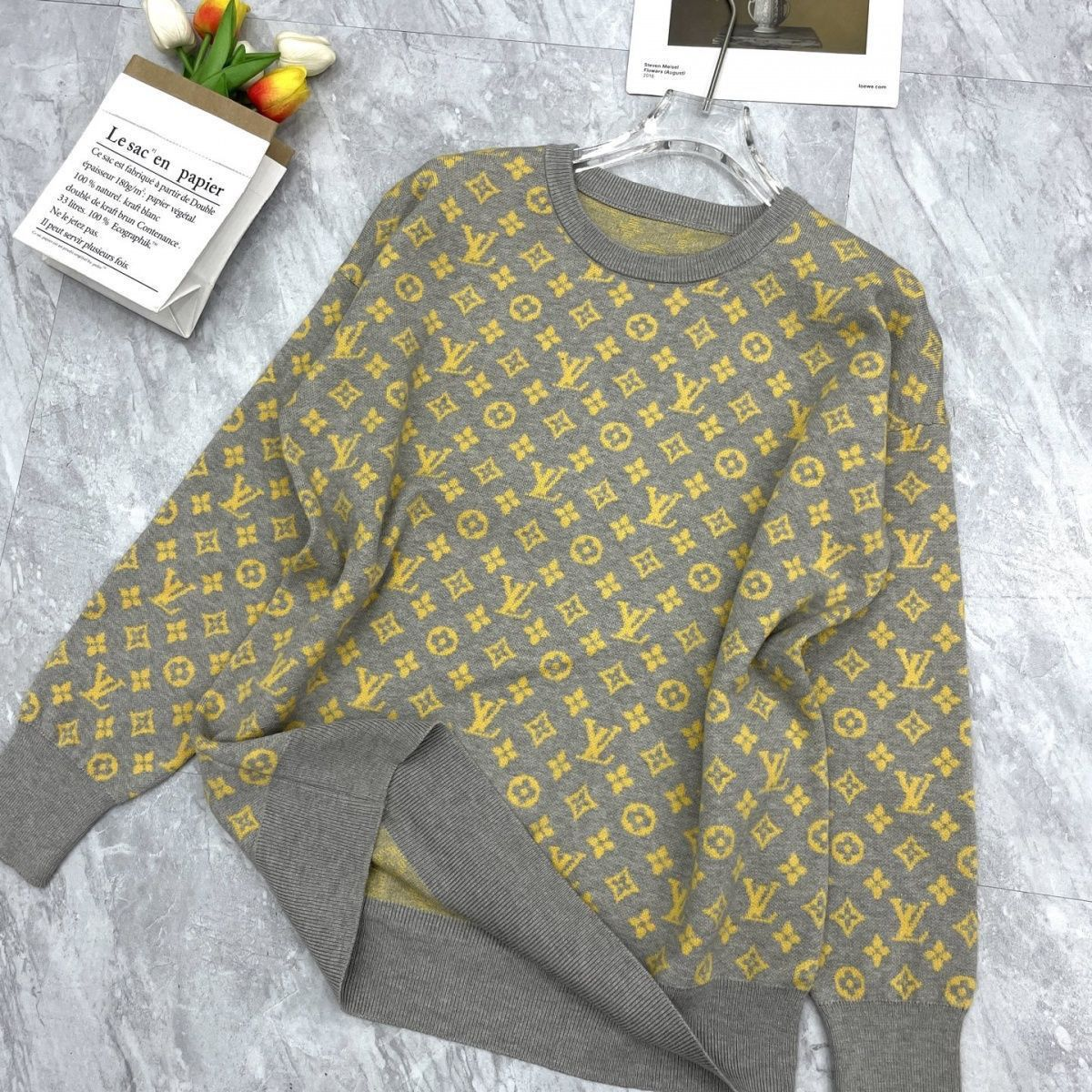 新しい秋冬スタイルの高級メンズとレディースの軽い高級プルオーバー長袖ニットセーター