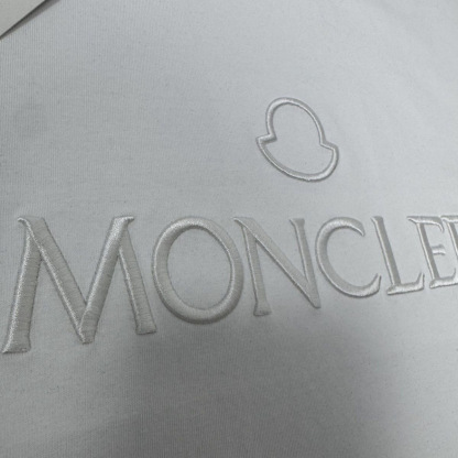 『S-4XL』新作 高品質 通気性 手触り良くシンプル カジュアル 体型カバー 爽やか印象 刺繍 Ｔシャツ