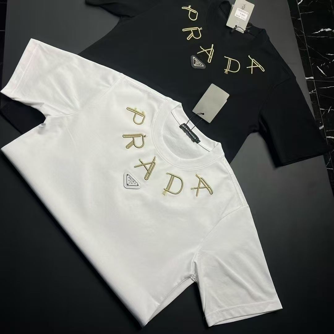 新しいカジュアルレタールーズラウンドネック万能半袖クラシックTシャツ