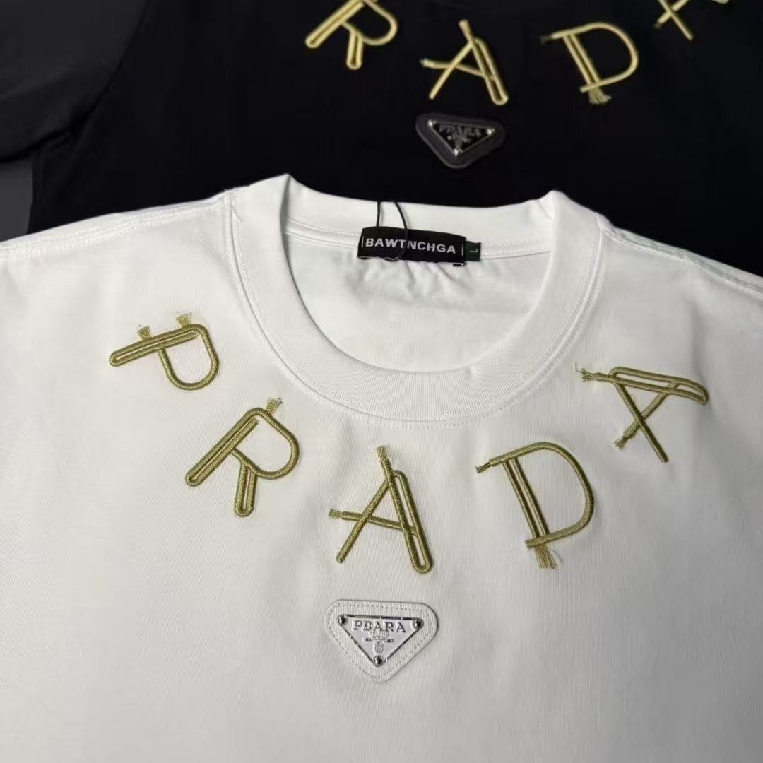 新しいカジュアルレタールーズラウンドネック万能半袖クラシックTシャツ