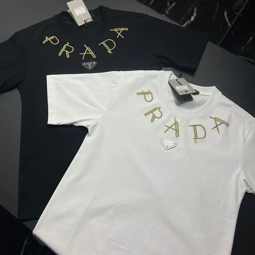 新しいカジュアルレタールーズラウンドネック万能半袖クラシックTシャツ