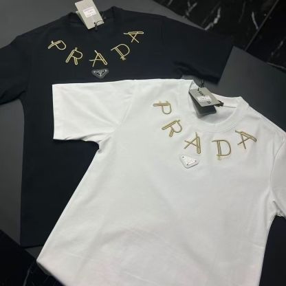 新しいカジュアルレタールーズラウンドネック万能半袖クラシックTシャツ