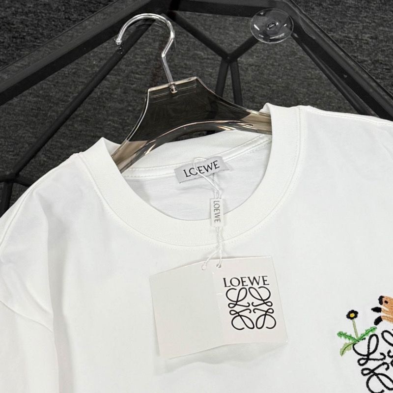 新しい夏のスタイル、刺繍のトレンディなTシャツ、トレンディな半袖、ユニセックスのラウンドネックのカジュアルなルーズバージョン