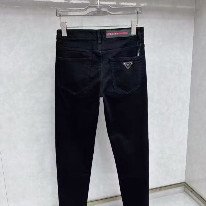 『S-2XL』2025年春秋新作 ブラックジーンズ メンズ ストレッチパンツ カジュアル 万能