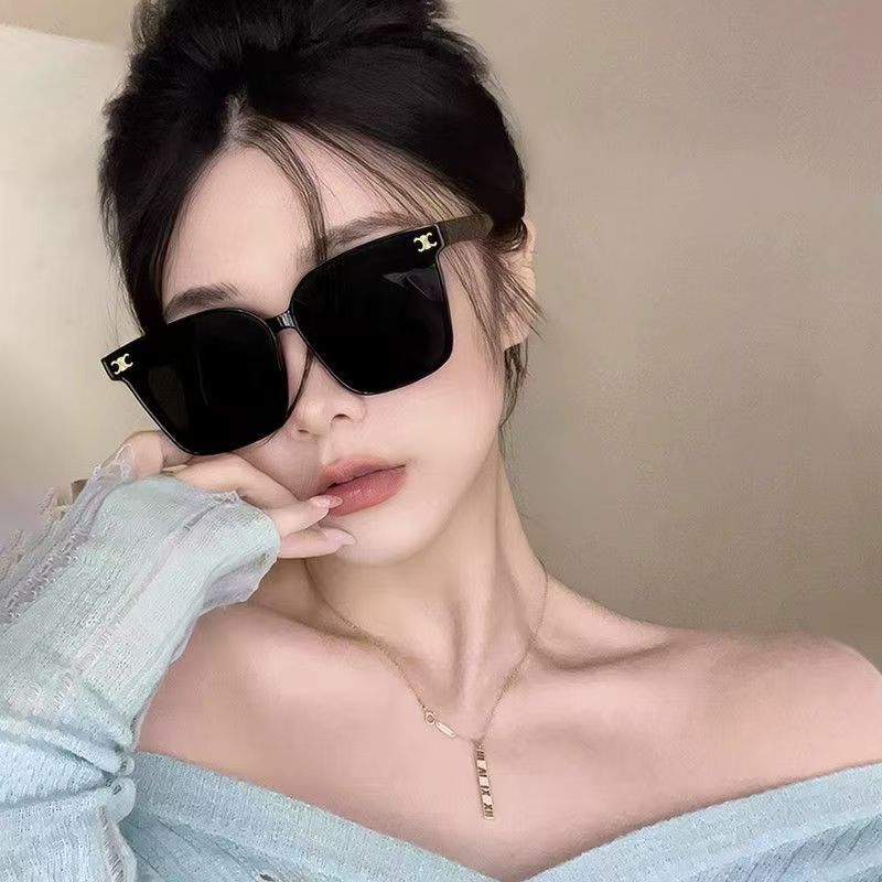 話題沸騰中 トレンド シンプル 高品質 快適 クラシック レディースサングラス