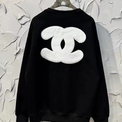 トレンドのラウンドネックトップを備えた、ファッショナブルな新作長袖万能スウェットシャツ