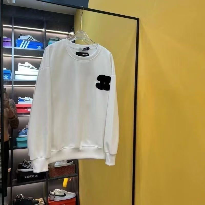 トレンドのラウンドネックトップを備えた、ファッショナブルな新作長袖万能スウェットシャツ