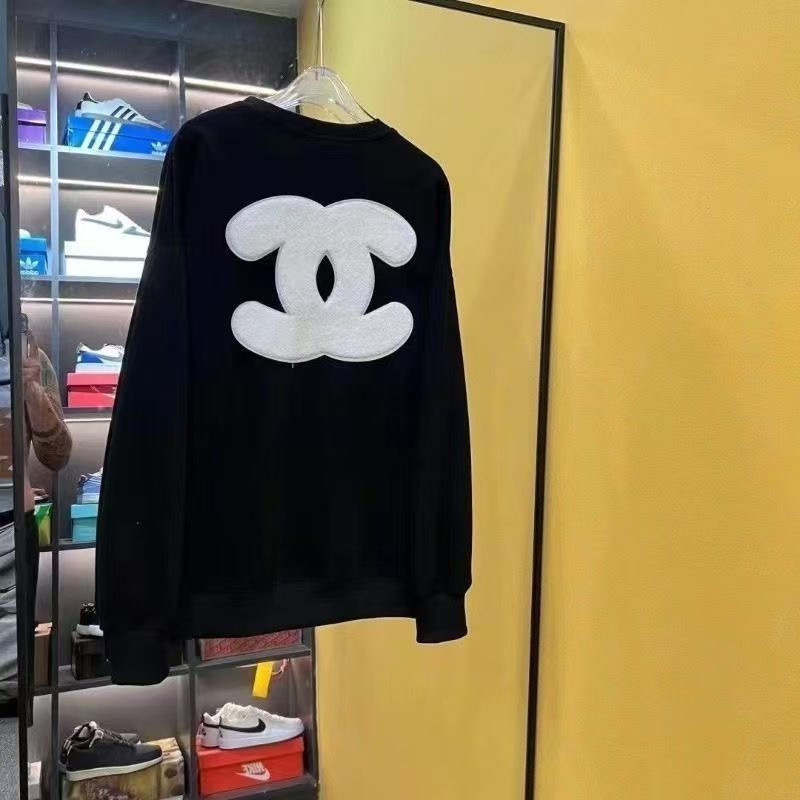 トレンドのラウンドネックトップを備えた、ファッショナブルな新作長袖万能スウェットシャツ