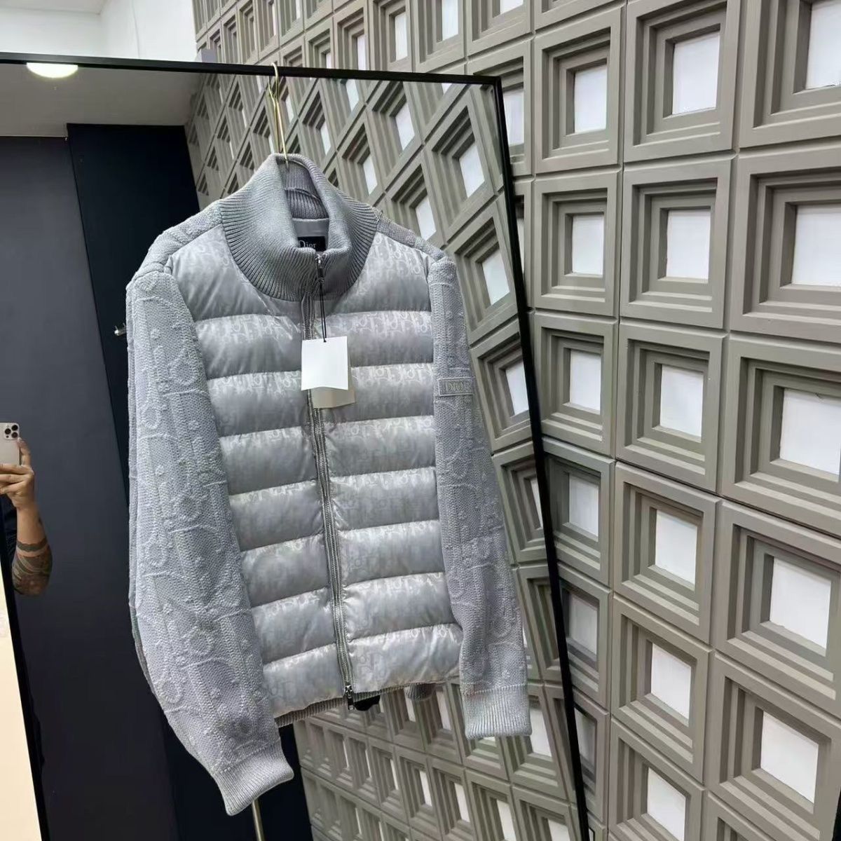 おしゃれなパッチワークニットスタンドカラーコットンコート。秋冬に暖かく、ユニセックス。