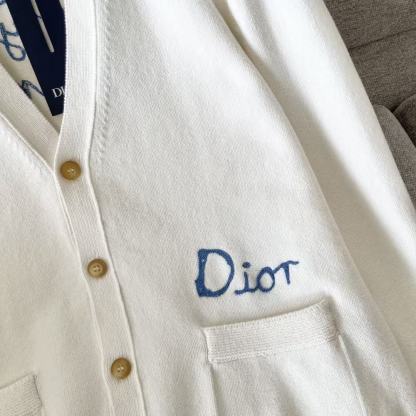 女性のためのファッショナブルなカーディガン、文字刺繍カーディガン、ゆったりとした万能な長袖ニットセータージャケット