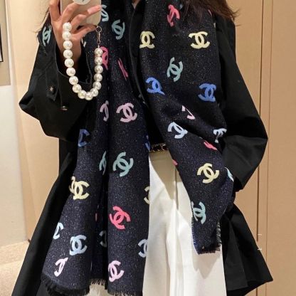 新しい秋と冬のスカーフタッセル暖かい両面レインボーネックショールデュアル目的