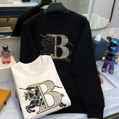 大人らしい 目立つ 気質満点 デザイン満点 日常 カジュアル おしゃれ トレーナー