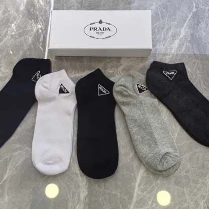 最愛の一着 着心地良い ファッション 通気性 合わせやすい シンプル 5足セット靴下