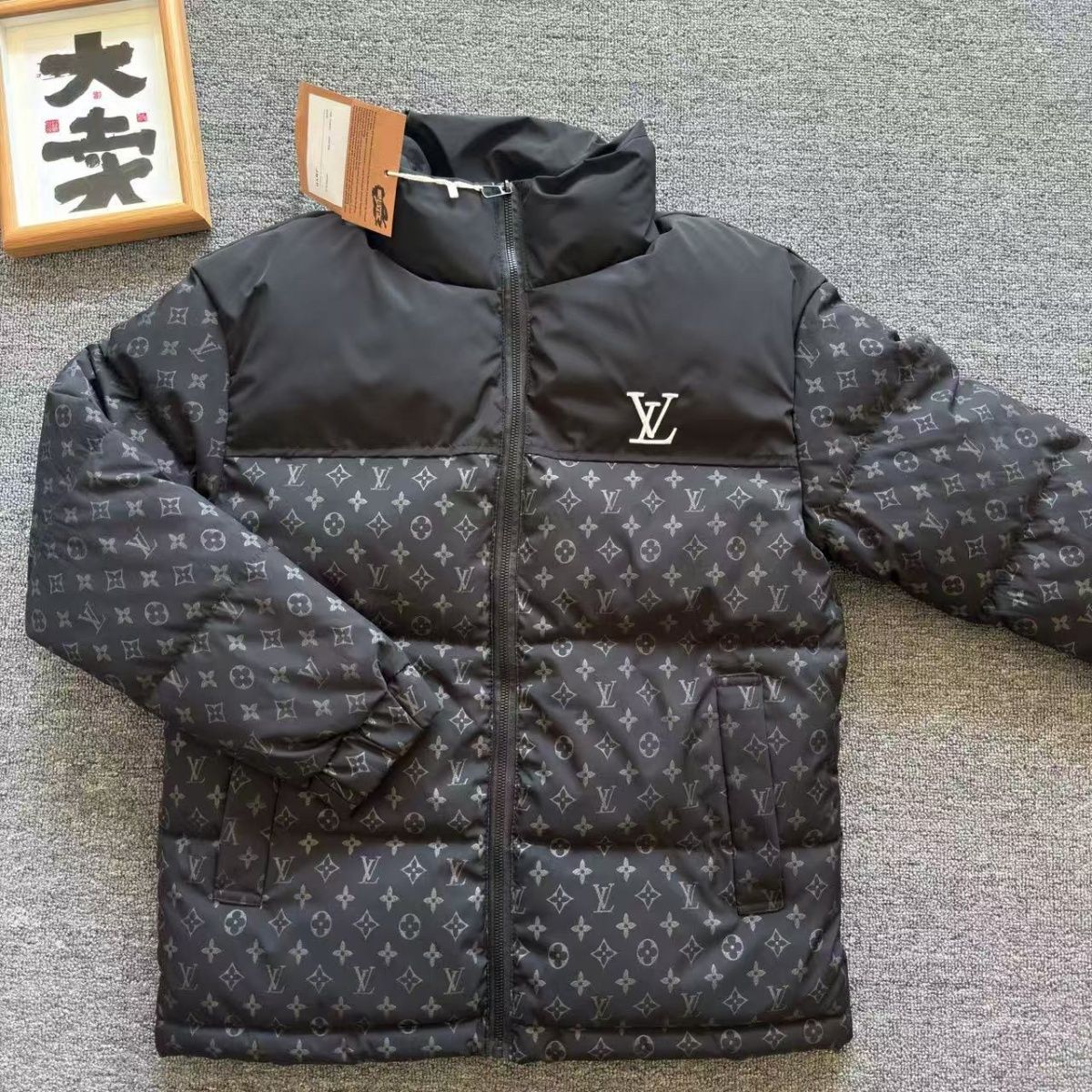 2025年冬新作メンズコットンジャケット フルプリント トレンド スタンドカラー コットンジャケット カジュアル 厚手 トレンド