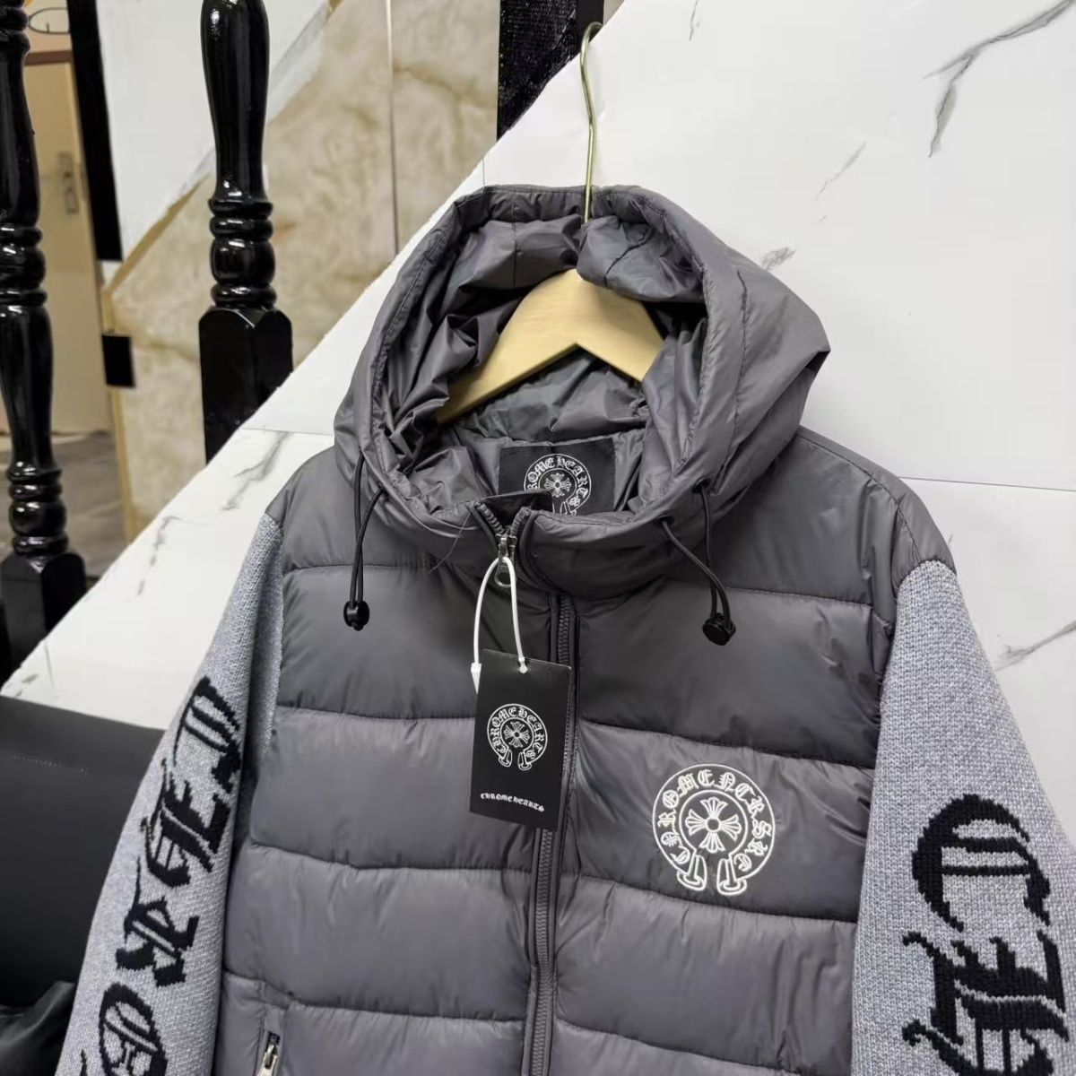 『S-3XL』2025年新作 冬 刺繍 ダイヤモンド柄 カップル コットンジャケット ゆったり フード付き コート 男女兼用