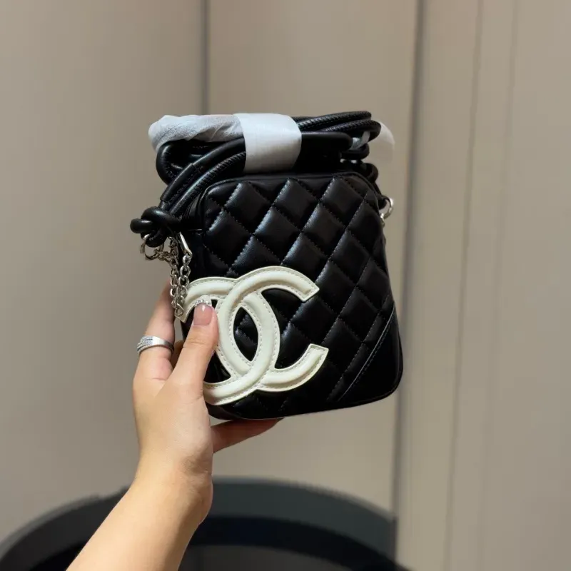 人気上昇中 上品 美人度アップ レトロ アーガイル ショルダーバッグ