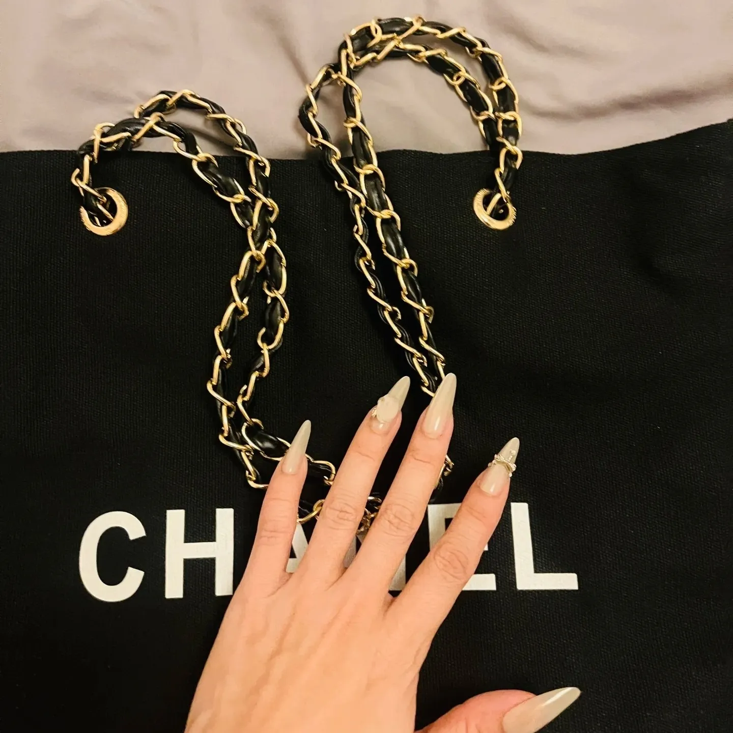 取り入れたい クラシック エレガント スタイリッシュ 高品質 オーバーサイズ ショルダーバッグ