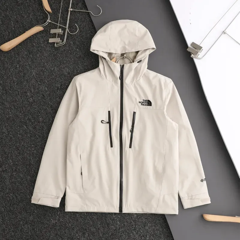 『S-2XL』 今季も大流行 絶対流行 ペアルック カップル きれいめ系 3色 防風 アウター