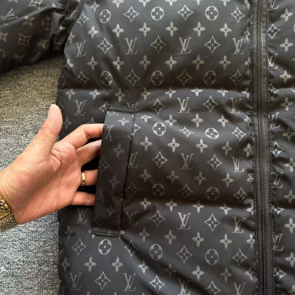 2025年冬新作メンズコットンジャケット フルプリント トレンド スタンドカラー コットンジャケット カジュアル 厚手 トレンド