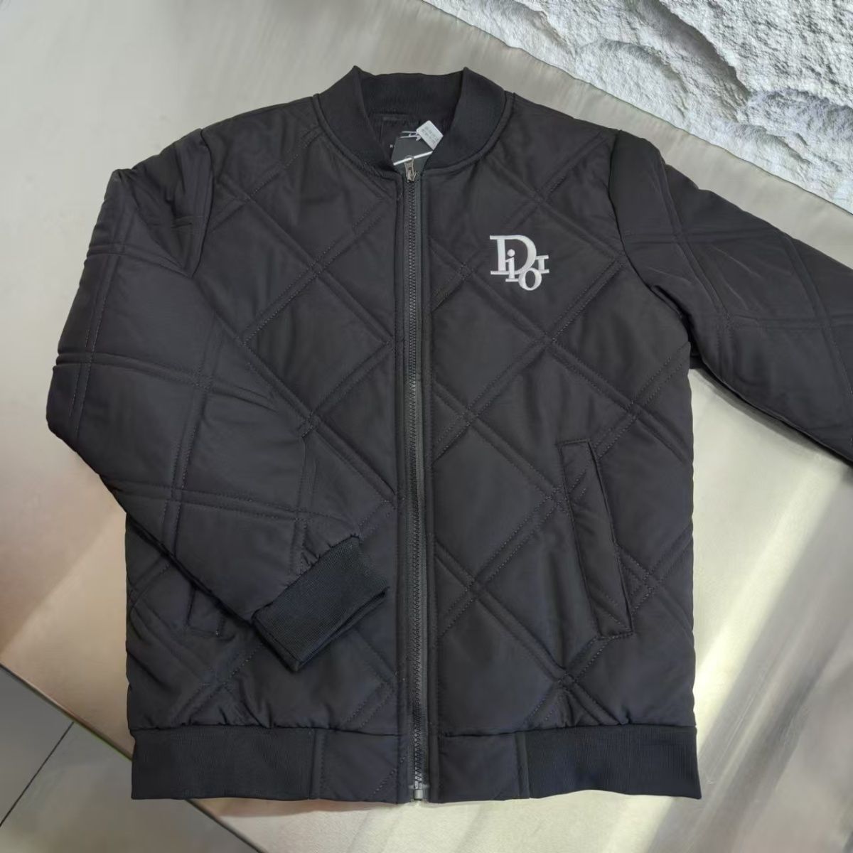 『L-4XL』冬のカジュアルな野球ジャケット、男女兼用の綿コート、カップル刺繍の暖かいジャケット、綿コート