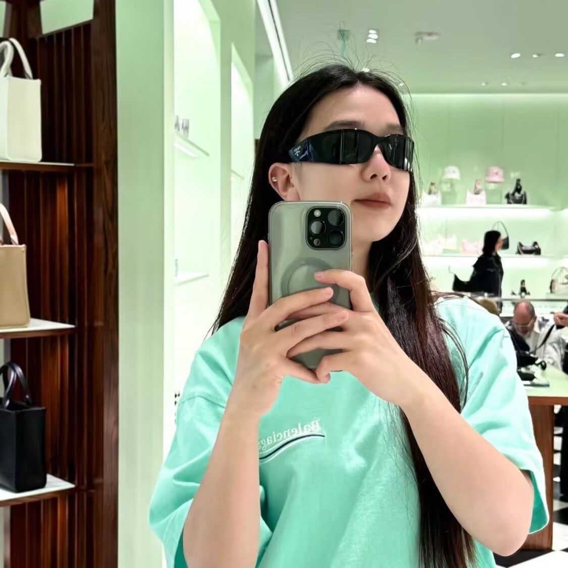 新しいレトロサングラスUVサイクリングトレンディなファッションサングラス