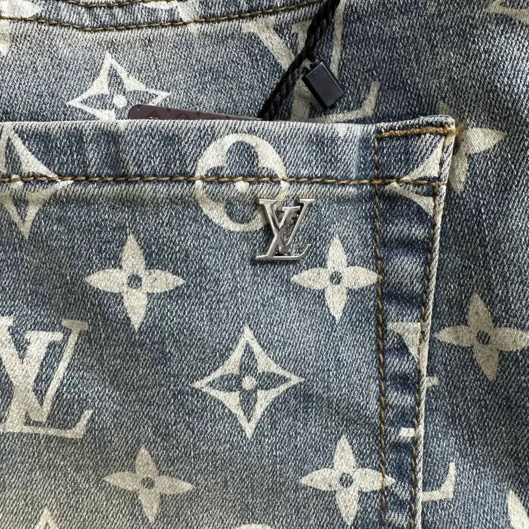 『S-2XL』シルエットがきれい 快適な履き心地 魅力的 飽きの来ない ジーンズ