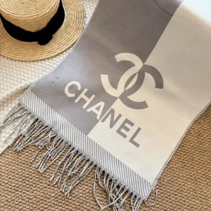 注目度急上昇 合わせやすい 肌に優しい 多色展開 柔らかい スカート