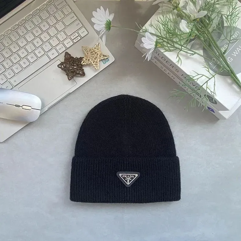 冬用ニットラビットファーファッショナブルな秋冬用厚手暖かいウール帽子