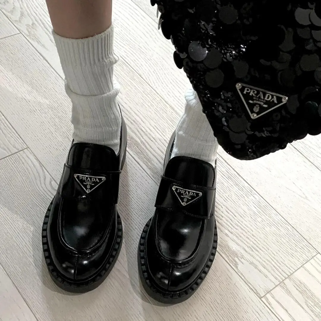 『35-41』光沢 疲れにくい 快適設計 エレガント カジュアル 学院風 ローファー