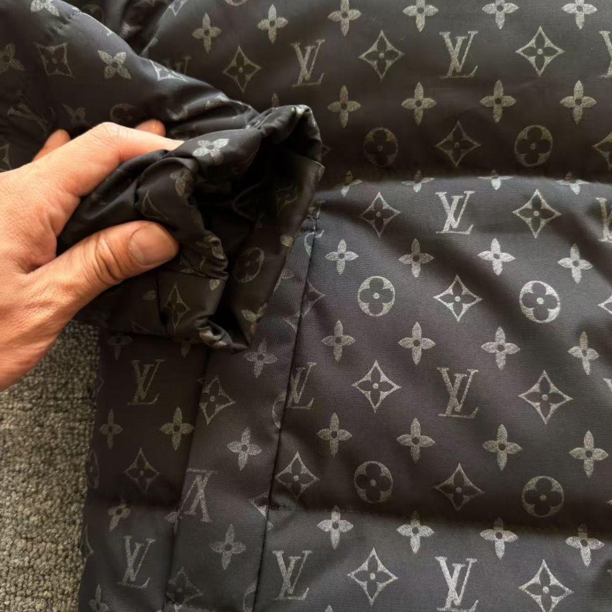 2025年冬新作メンズコットンジャケット フルプリント トレンド スタンドカラー コットンジャケット カジュアル 厚手 トレンド