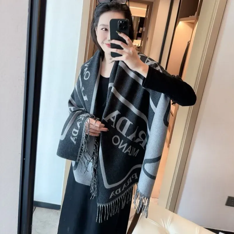 激売れ中 手触り良く やわらかい ファッション フリンジ付き スカーフ