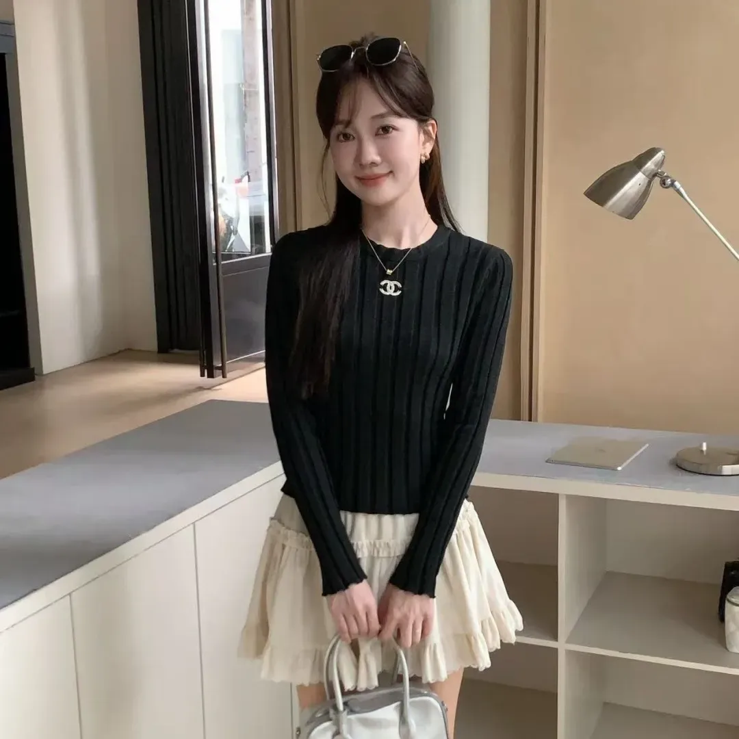 『フリー』シックな印象 三色選べる 大人カジュアル 合わせやすい 軽やかな着心地 トレーナー