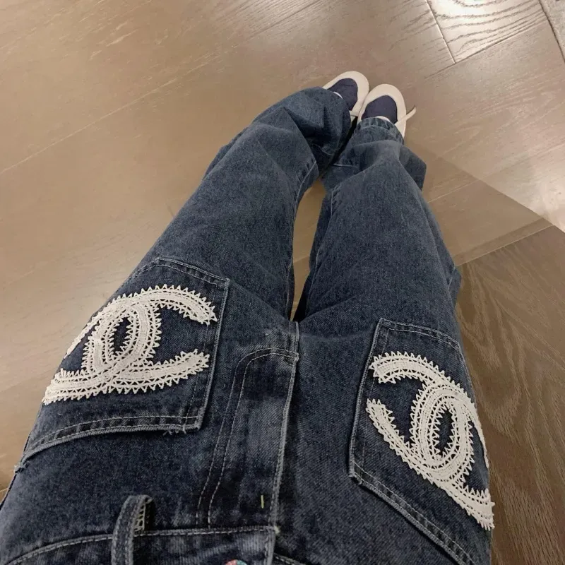 『S-L』上品見えレンド フェミニン 高品質 体型をカバー 脚長効果 合わせやすい ジーンズ