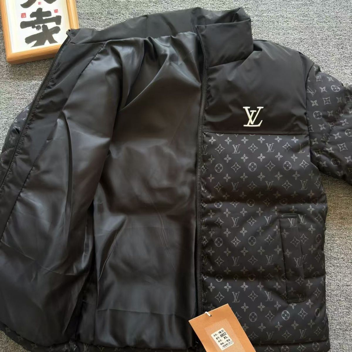 2025年冬新作メンズコットンジャケット フルプリント トレンド スタンドカラー コットンジャケット カジュアル 厚手 トレンド