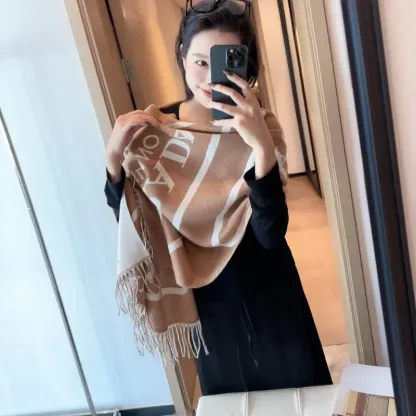 激売れ中 手触り良く やわらかい ファッション フリンジ付き スカーフ