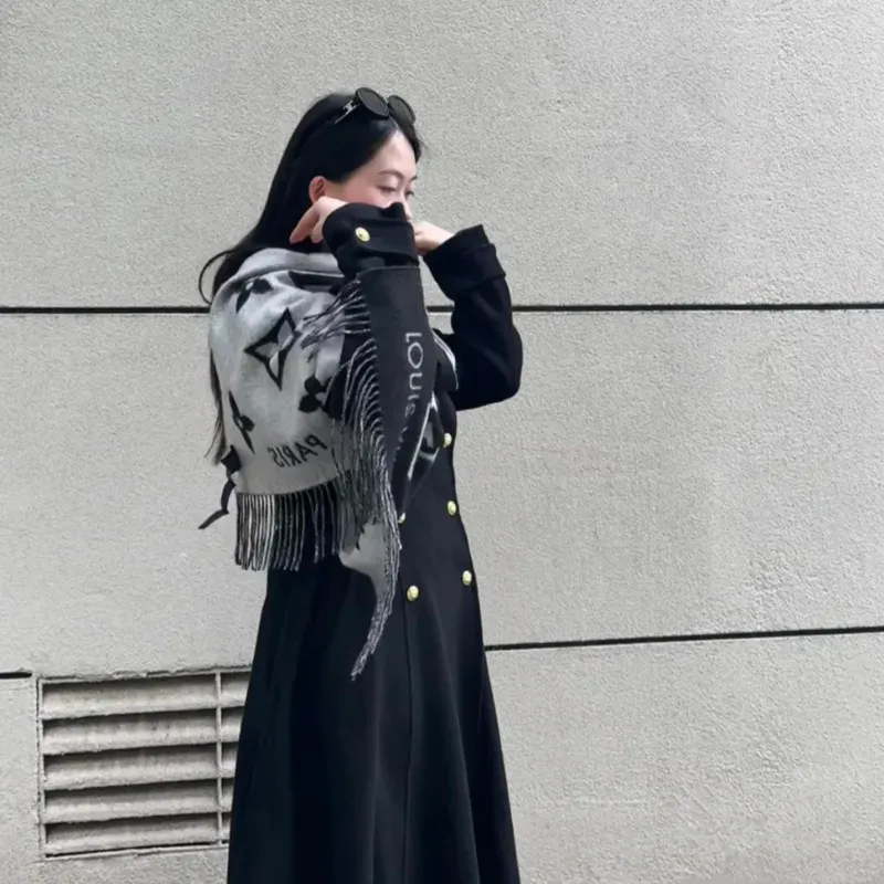 今季も大流行 魅力的 人気上昇中 キレカジ ファッション アルファベット ふわふわ マフラー