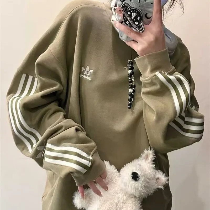 『S-XL』憧れ 絶対欲しい 激売れ中 おしゃれ ノームコア 刺繍 トレーナー